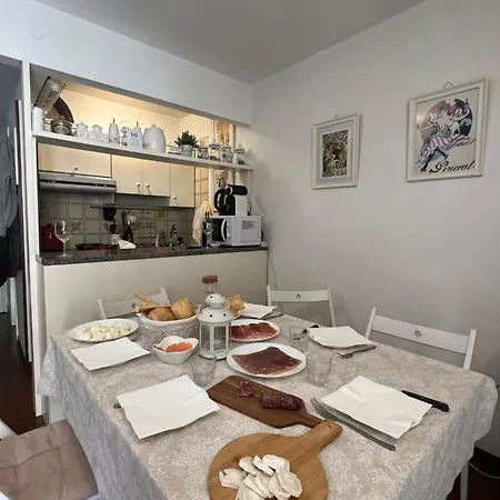 Casa Di Valentina Apartment *